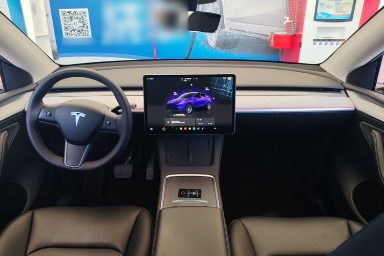 Used Tesla Model Y 2024 Rear-Wheel-Drive Version Center Console