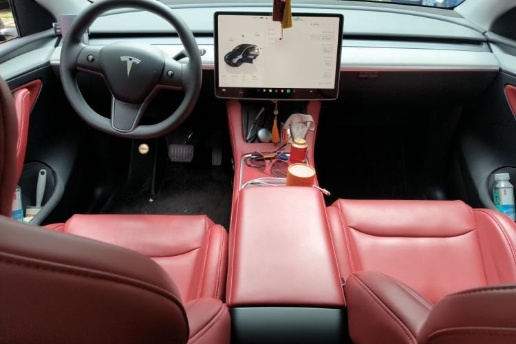 Used Tesla Model Y 2024 Rear-Wheel-Drive Version Center Console