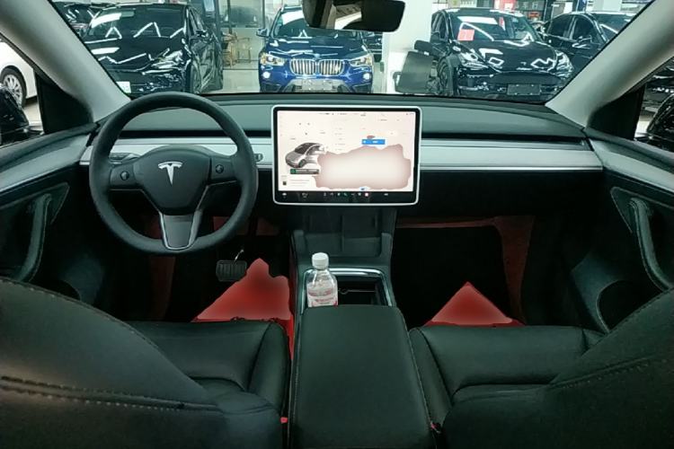 Used Tesla Model Y 2024 Rear-Wheel-Drive Version Center Console