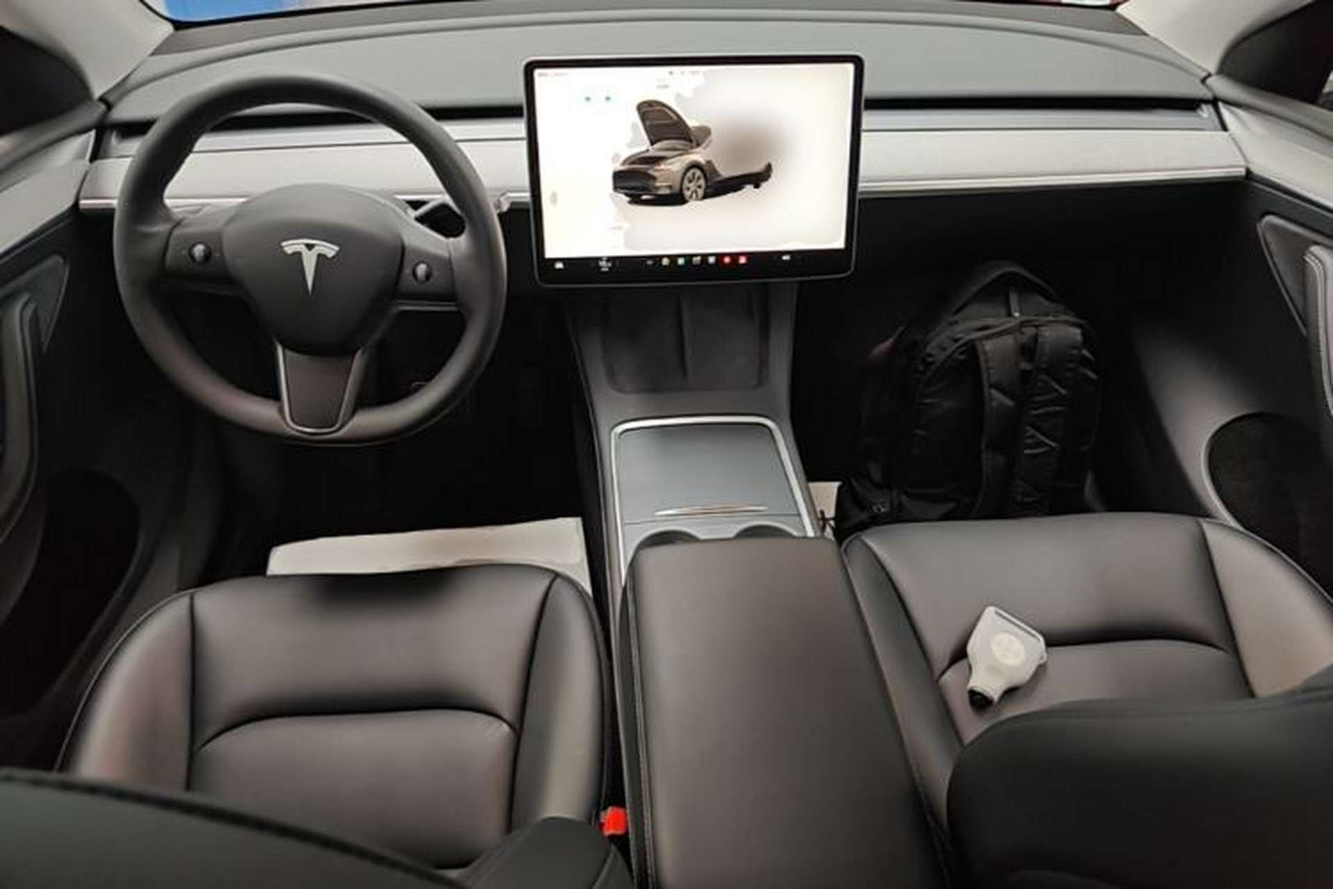 Used Tesla Model Y 2024 Rear-Wheel-Drive Version Center Console