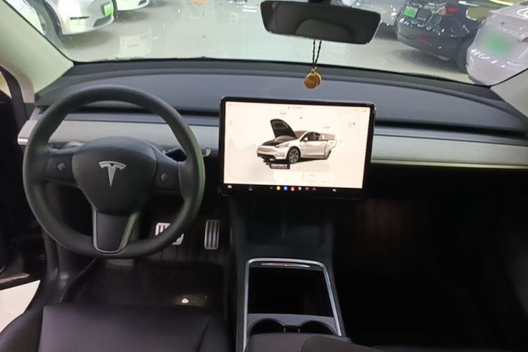 Used Tesla Model Y 2024 Rear-Wheel-Drive Version Center Console