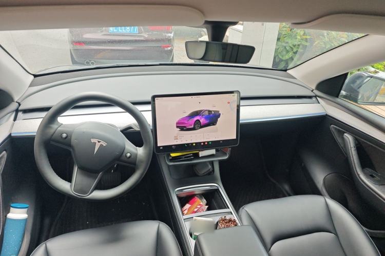 Used Tesla Model Y 2024 Rear-Wheel-Drive Version Center Console