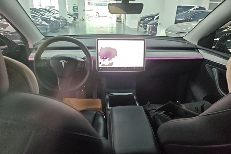Used Tesla Model Y 2024 Rear-Wheel-Drive Version Center Console