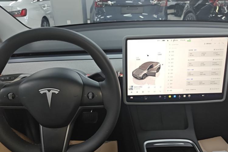 Used Tesla Model Y 2024 Rear-Wheel-Drive Version Center Console