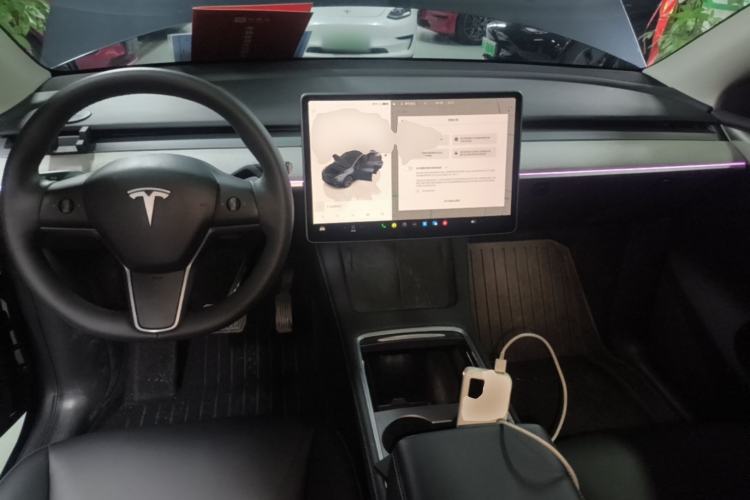 Used Tesla Model Y 2024 Rear-Wheel-Drive Version Center Console