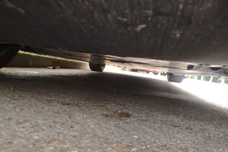 Used Tesla Model Y 2024 Rear-Wheel-Drive Version Chassis Front