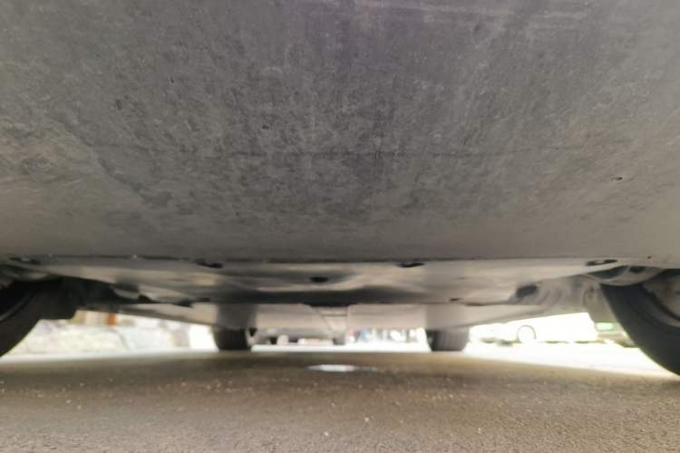 Used Tesla Model Y 2024 Rear-Wheel-Drive Version Chassis Front
