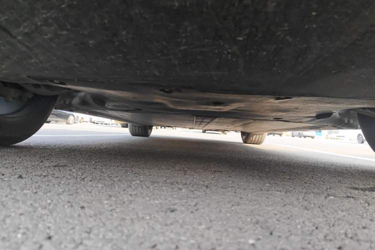 Used Tesla Model Y 2024 Rear-Wheel-Drive Version Chassis Front