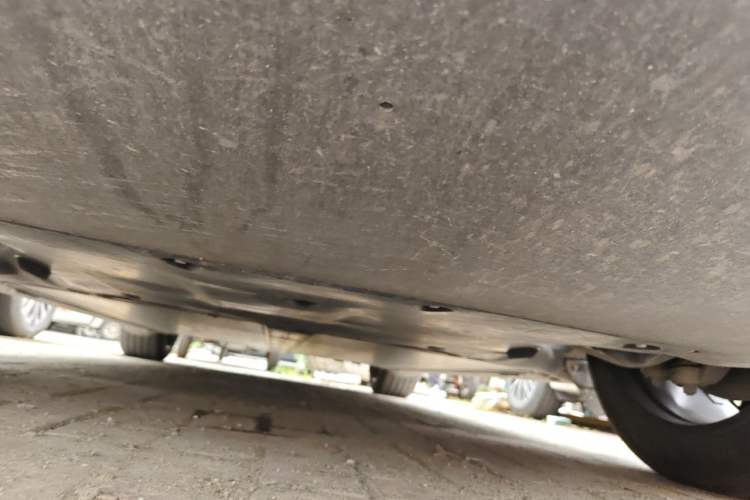 Used Tesla Model Y 2024 Rear-Wheel-Drive Version Chassis Front