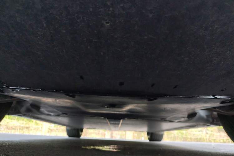 Used Tesla Model Y 2024 Rear-Wheel-Drive Version Chassis Front