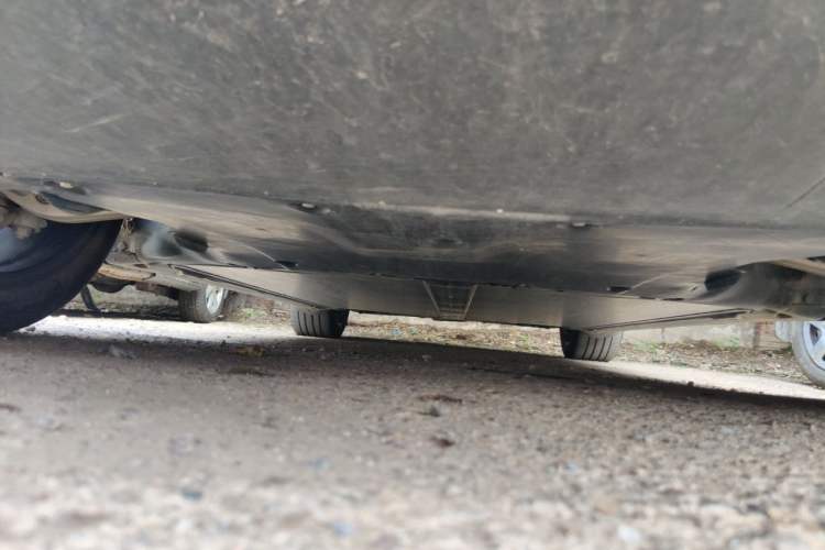 Used Tesla Model Y 2024 Rear-Wheel-Drive Version Chassis Front
