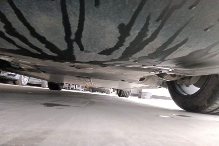 Used Tesla Model Y 2024 Rear-Wheel-Drive Version Chassis Front