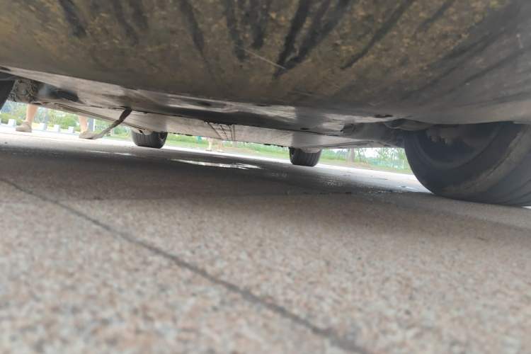 Used Tesla Model Y 2024 Rear-Wheel-Drive Version Chassis Front