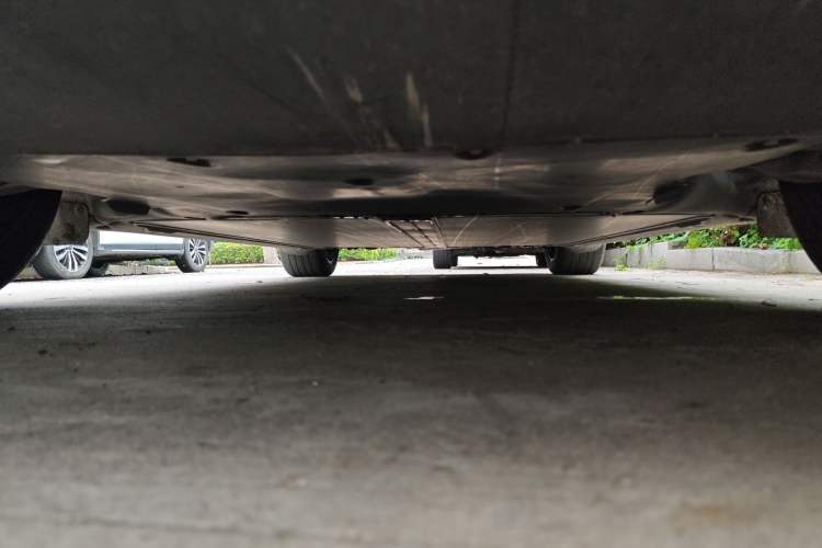 Used Tesla Model Y 2024 Rear-Wheel-Drive Version Chassis Front