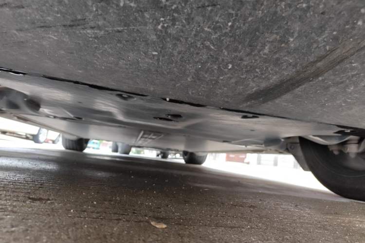 Used Tesla Model Y 2024 Rear-Wheel-Drive Version Chassis Front