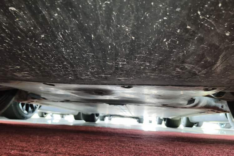 Used Tesla Model Y 2024 Rear-Wheel-Drive Version Chassis Front