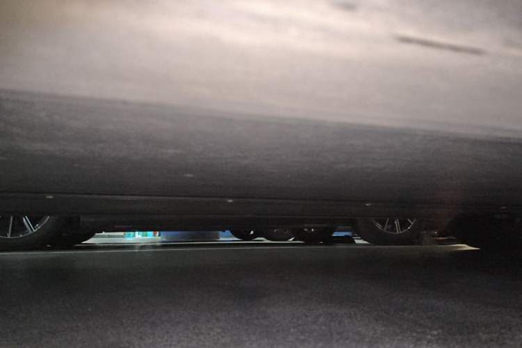 Used Tesla Model Y 2024 Rear-Wheel-Drive Version Chassis Front
