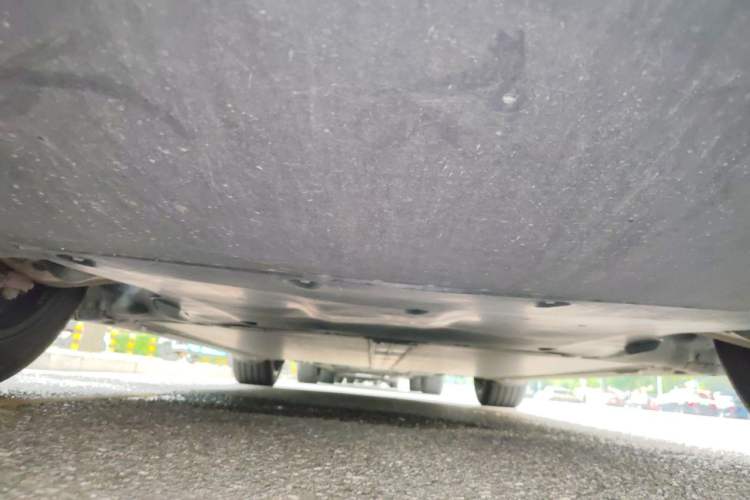 Used Tesla Model Y 2024 Rear-Wheel-Drive Version Chassis Front