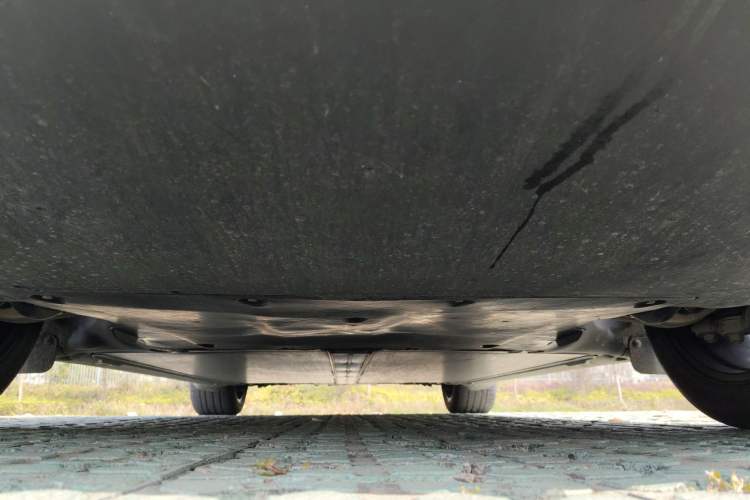 Used Tesla Model Y 2024 Long-Range All-Wheel-Drive Version Chassis Front