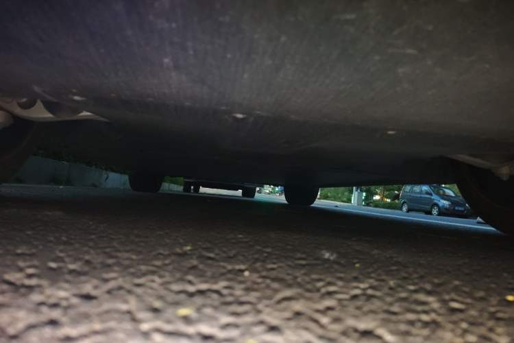 Used Tesla Model Y 2024 Rear-Wheel-Drive Version Chassis Front