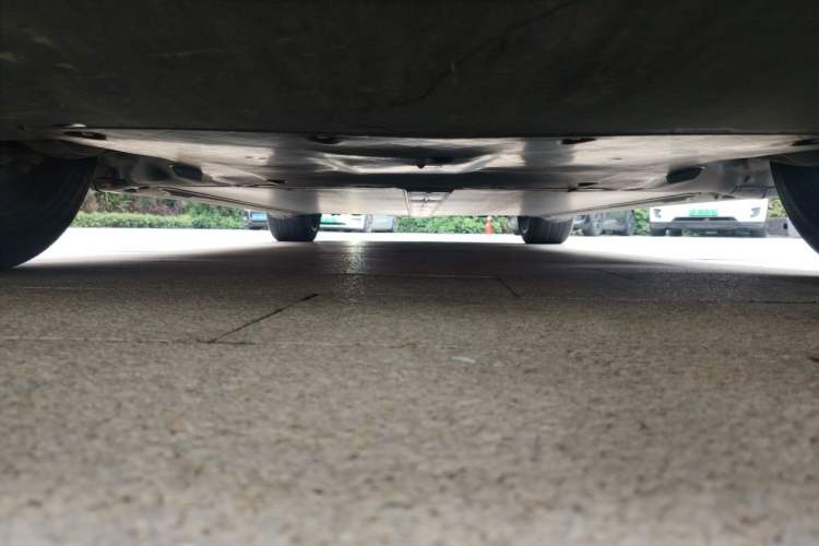 Used Tesla Model Y 2024 Rear-Wheel-Drive Version Chassis Front