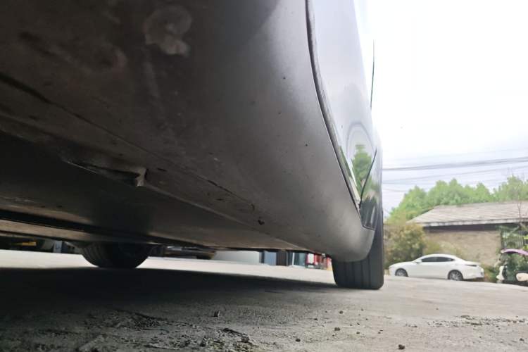 Used Tesla Model Y 2024 Rear-Wheel-Drive Version Chassis Front Left