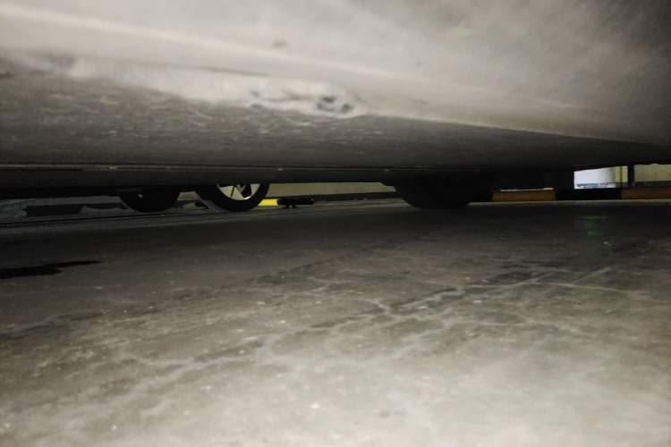 Used Tesla Model Y 2024 Rear-Wheel-Drive Version Chassis Front Left
