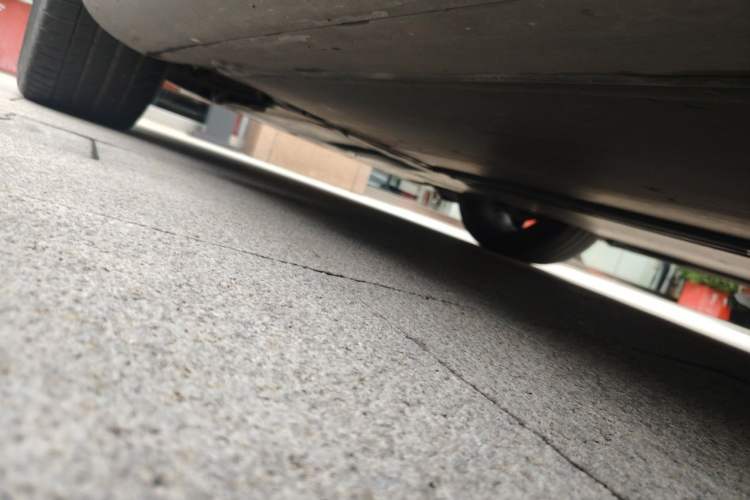 Used Tesla Model Y 2024 Rear-Wheel-Drive Version Chassis Front Left