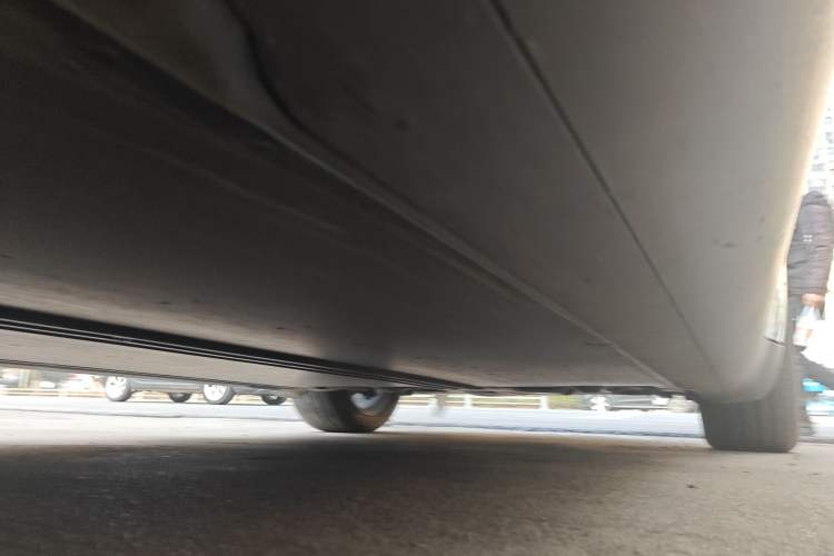 Used Tesla Model Y 2024 Rear-Wheel-Drive Version Chassis Front Left