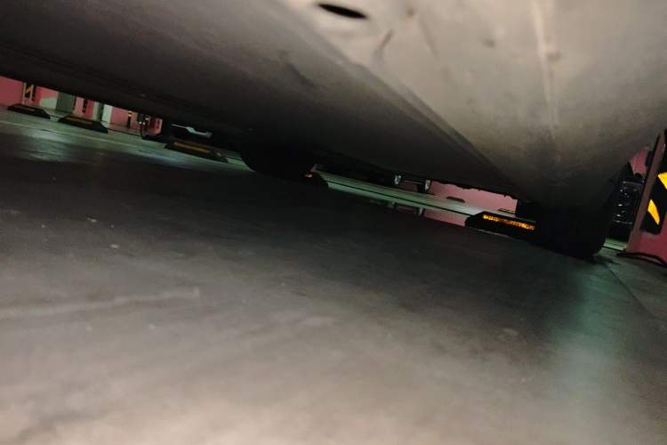 Used Tesla Model Y 2024 Rear-Wheel-Drive Version Chassis Front Left