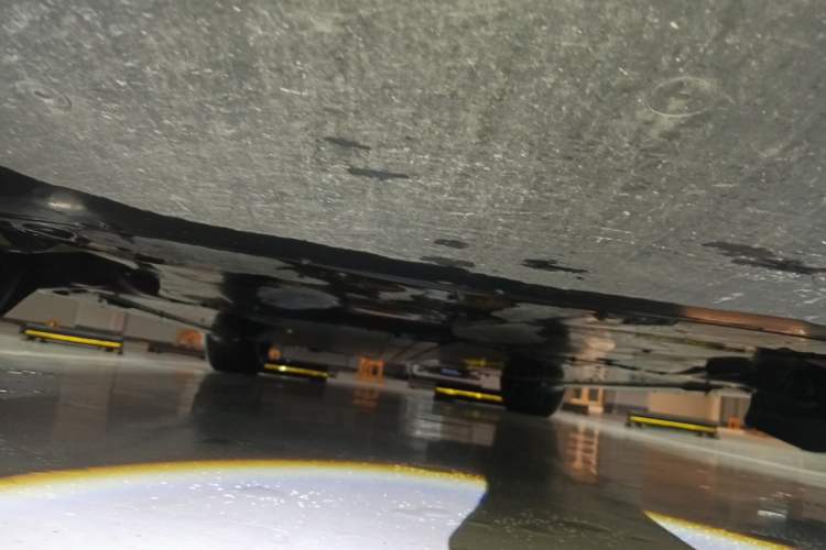 Used Tesla Model Y 2024 Rear-Wheel-Drive Version Chassis Front