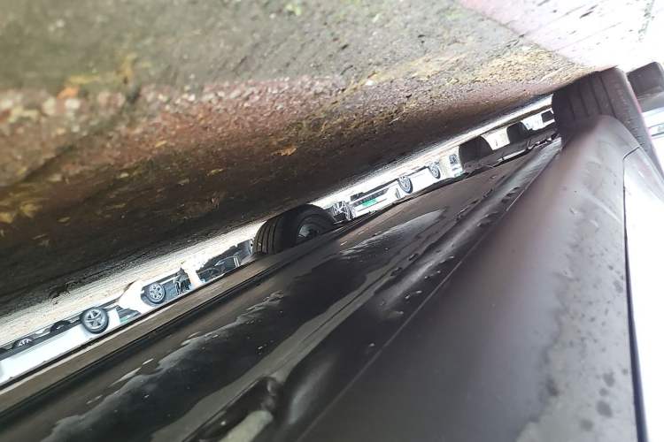 Used Tesla Model Y 2024 Rear-Wheel-Drive Version Chassis Front Right