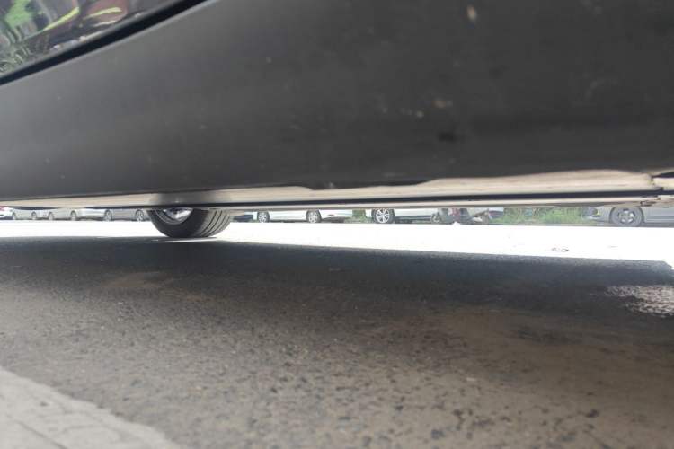 Used Tesla Model Y 2024 Rear-Wheel-Drive Version Chassis Front Right