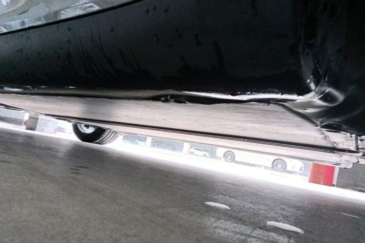 Used Tesla Model Y 2024 Rear-Wheel-Drive Version Chassis Front Right