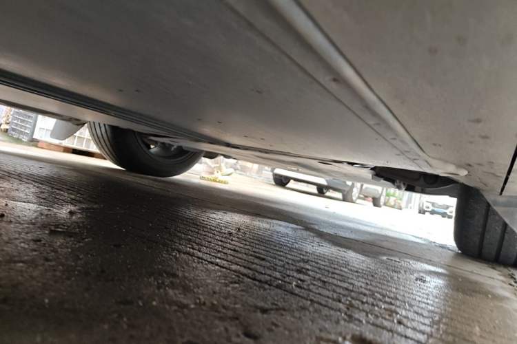 Used Tesla Model Y 2024 Rear-Wheel-Drive Version Chassis Front Right