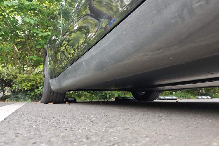 Used Tesla Model Y 2024 Rear-Wheel-Drive Version Chassis Front Right
