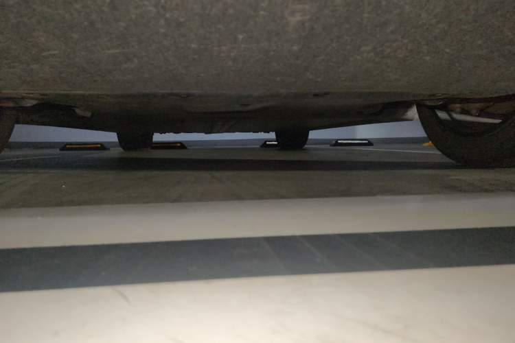 Used Tesla Model Y 2024 Rear-Wheel-Drive Version Chassis Front