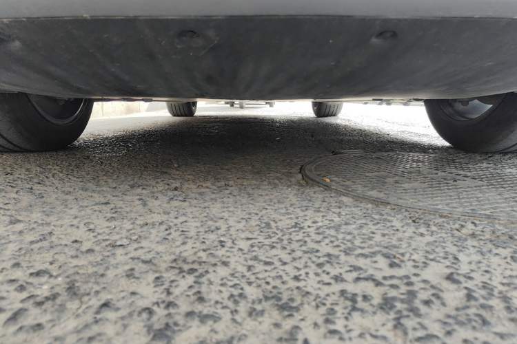Used Tesla Model Y 2024 Rear-Wheel-Drive Version Chassis Front