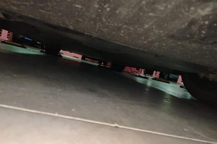 Used Tesla Model Y 2024 Rear-Wheel-Drive Version Chassis Front
