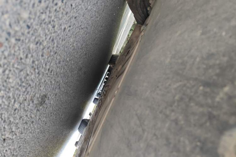 Used Tesla Model Y 2024 Rear-Wheel-Drive Version Chassis Front