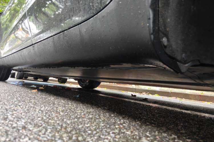 Used Tesla Model Y 2024 Rear-Wheel-Drive Version Chassis Rear Left