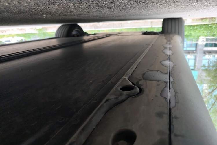 Used Tesla Model Y 2024 Rear-Wheel-Drive Version Chassis Rear Left