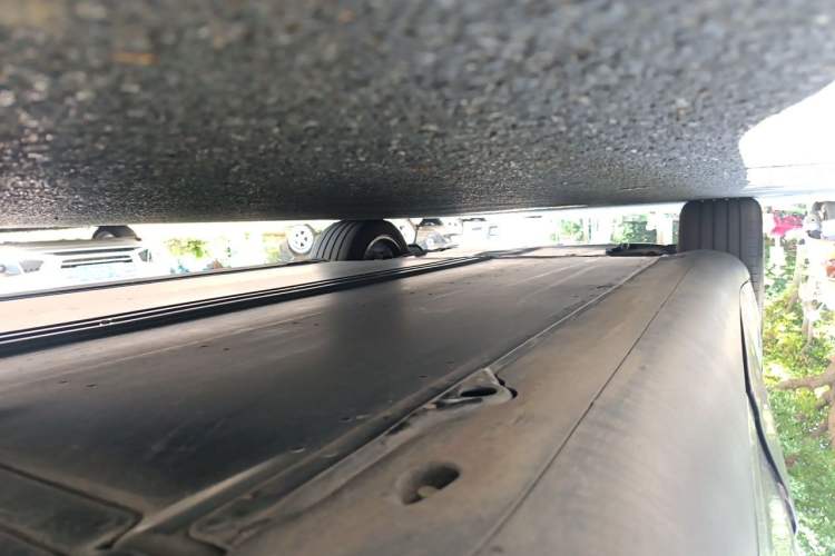 Used Tesla Model Y 2024 Rear-Wheel-Drive Version Chassis Rear Left