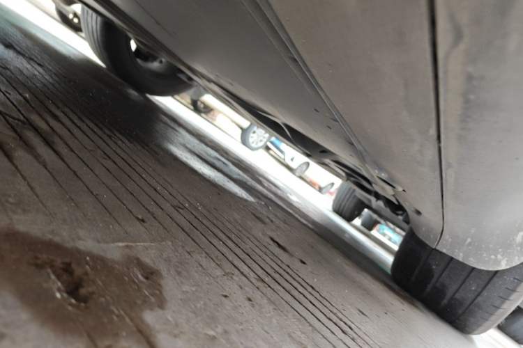 Used Tesla Model Y 2024 Rear-Wheel-Drive Version Chassis Rear Left