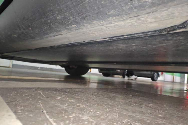 Used Tesla Model Y 2024 Rear-Wheel-Drive Version Chassis Rear Left