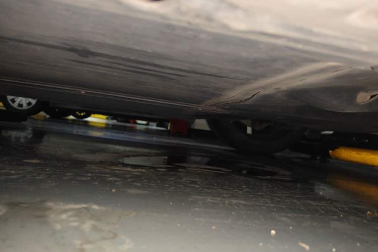 Used Tesla Model Y 2024 Long-Range All-Wheel-Drive Version Chassis Rear Left
