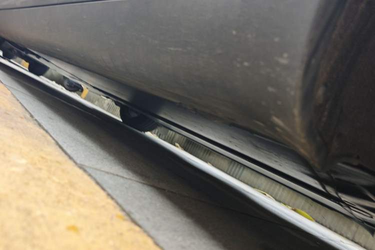 Used Tesla Model Y 2024 Rear-Wheel-Drive Version Chassis Rear Left
