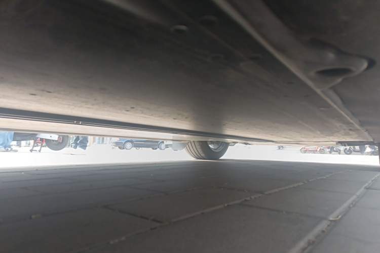 Used Tesla Model Y 2024 Rear-Wheel-Drive Version Chassis Rear Right