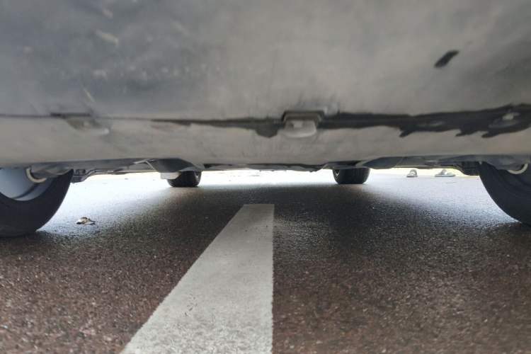 Used Tesla Model Y 2024 Long-Range All-Wheel-Drive Version Chassis Rear