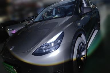 Used Tesla Model Y 2024 Long-Range All-Wheel-Drive Version